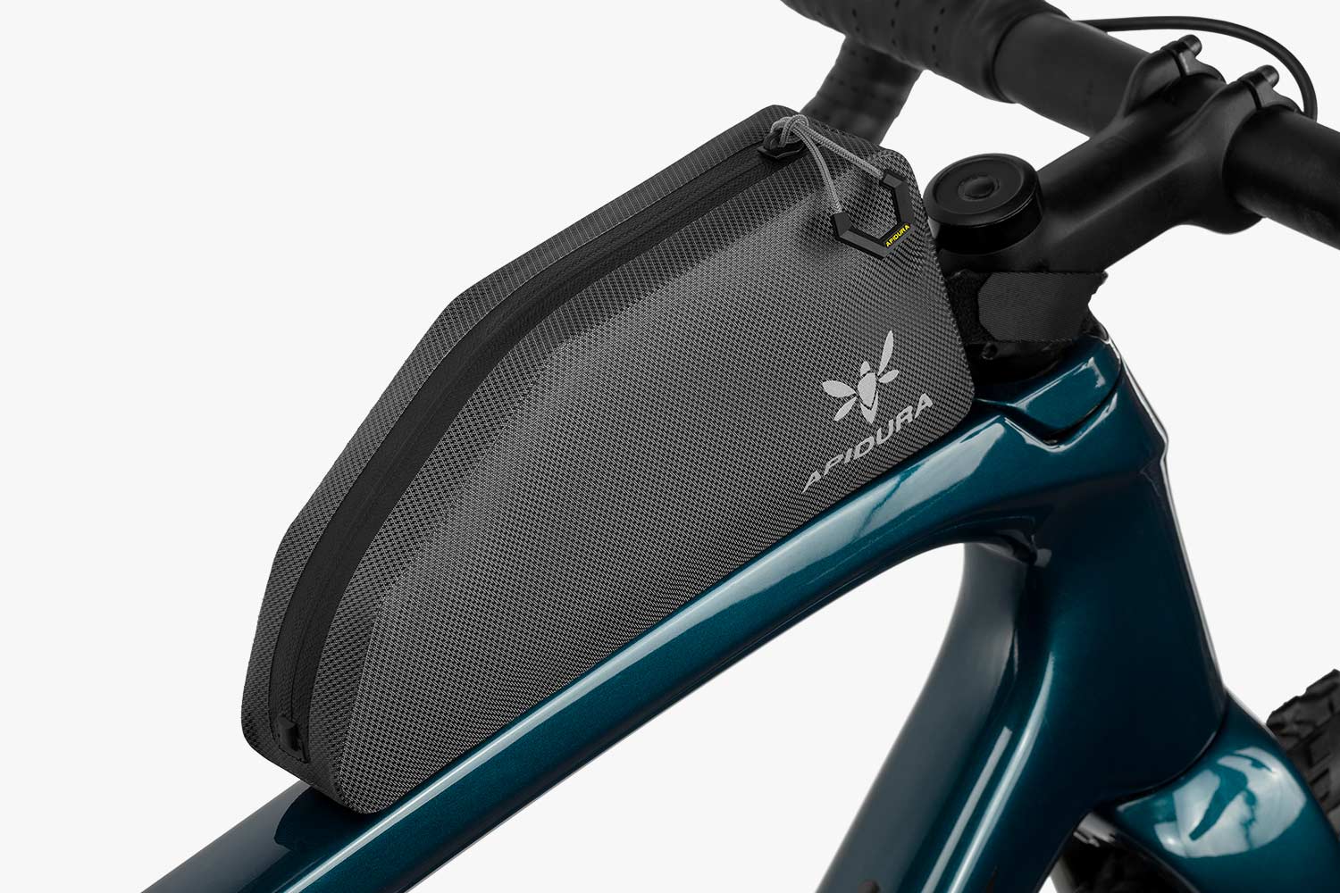 Apidura Expedition Bolt - On Top Tube Pack Bikepacking Taschen mieten I Eddy's Adventure