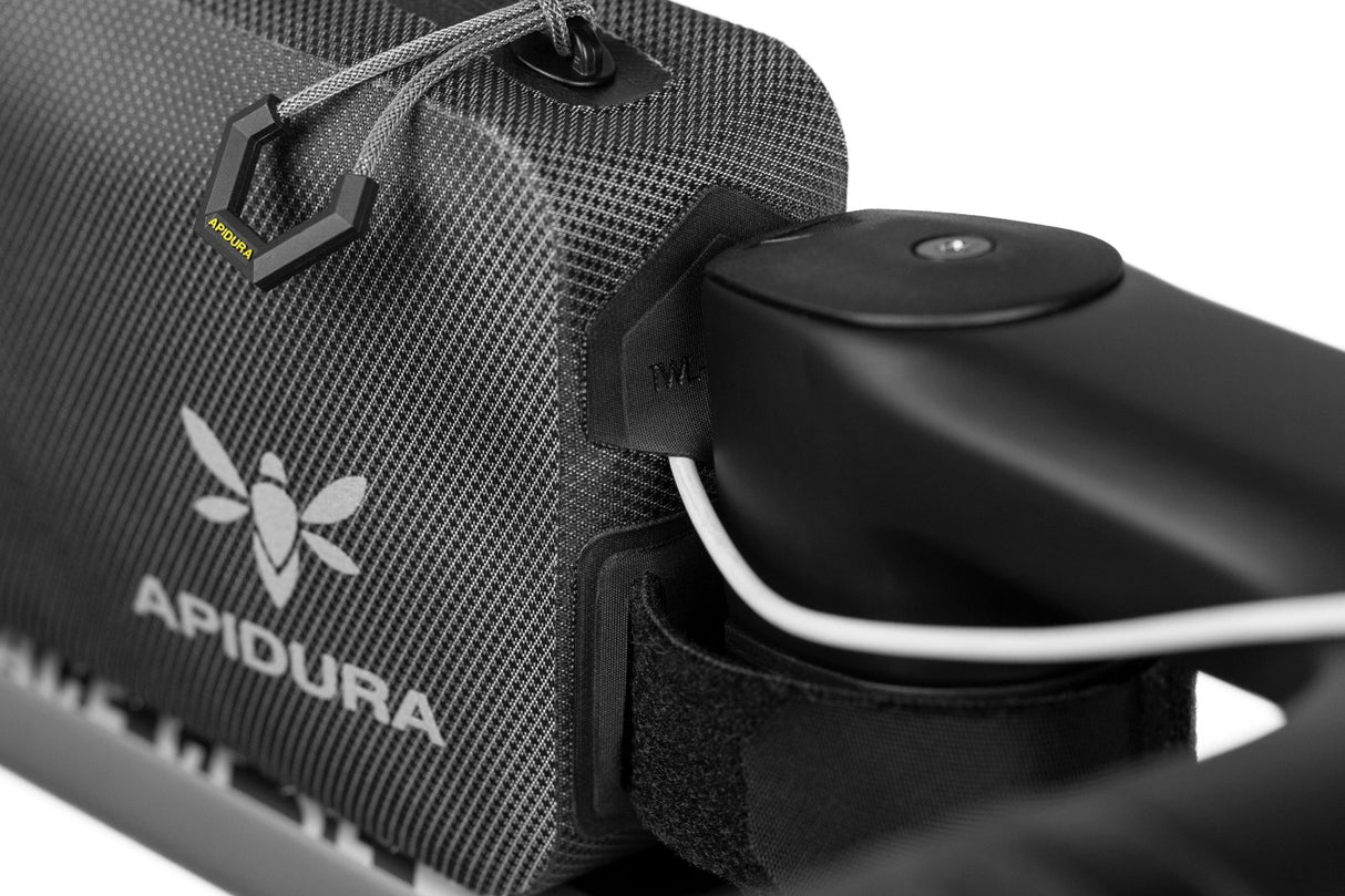 Apidura Expedition Top Tube Pack Bikepacking Taschen mieten I Eddy's Adventure