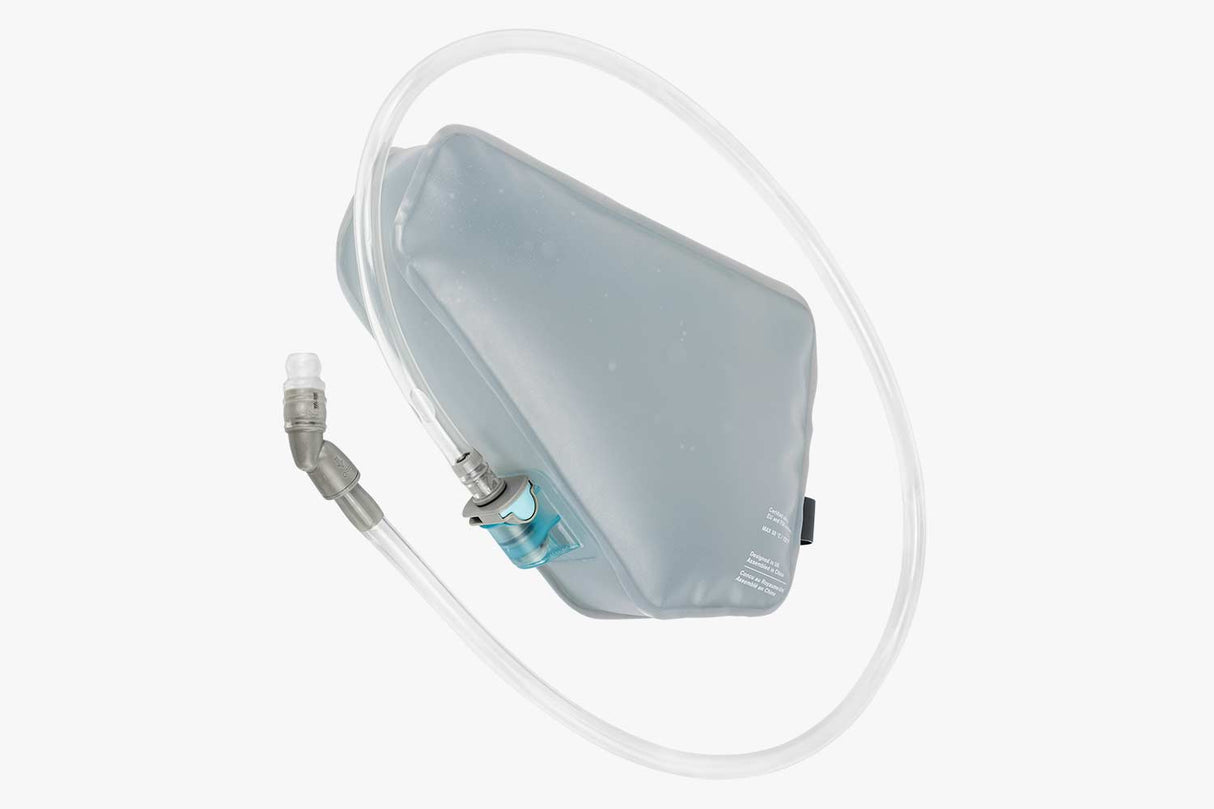 Apidura Frame Pack Hydration Bladder Trinkblase Trinkblase/ Trinksystem mieten I Eddy's Adventure