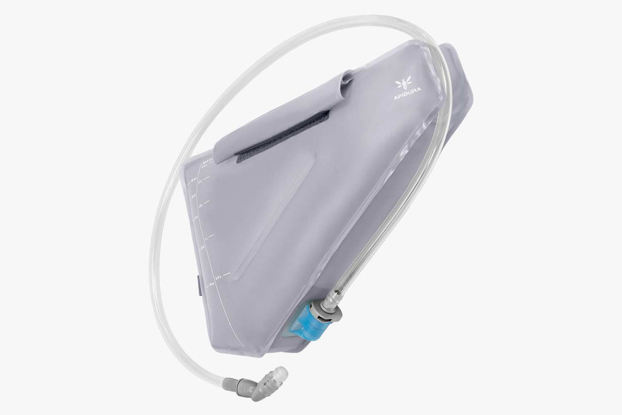 Apidura Frame Pack Hydration Bladder Trinkblase Trinkblase/ Trinksystem mieten I Eddy's Adventure