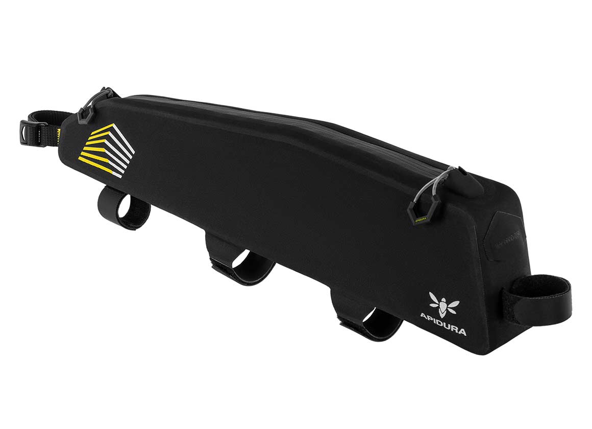 Apidura Racing Long Top Tube Pack 2L Rahmentaschen mieten I Eddy's Adventure