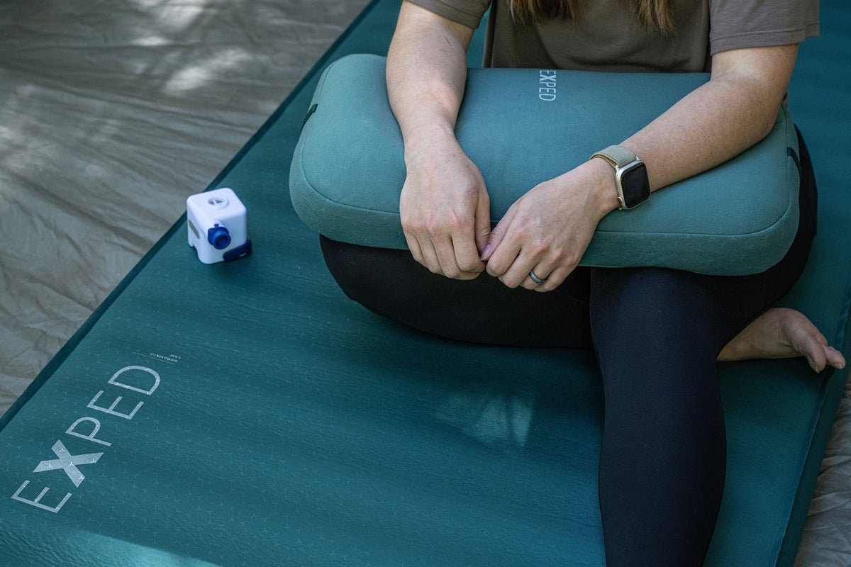 EXPED Megamat - weltweit komfortabelste selbstaufblasende Campingmatte Schaumstoffmatten mieten I Eddy's Adventure