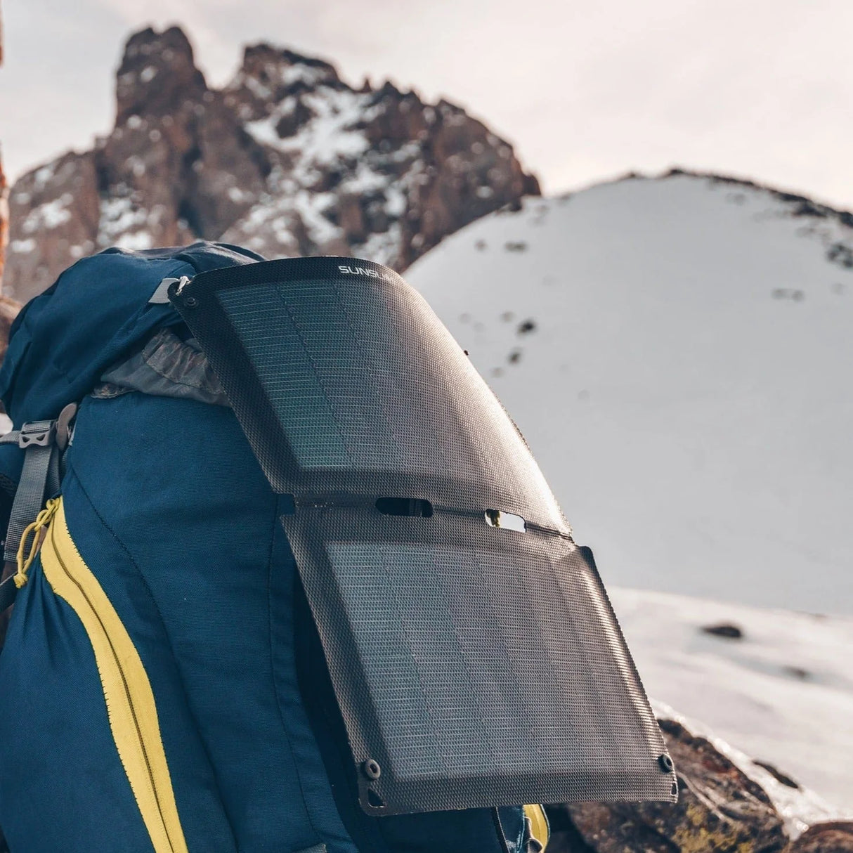 Sunsclice Fusion Flex 12 - ultraleichtes Solarpanel für mehrtägige Touren