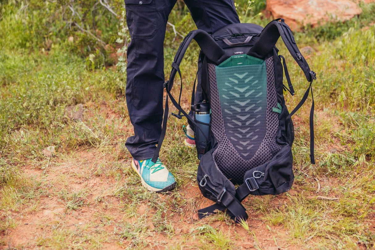 Gregory Stout 45 Men - Trekkingrucksack für mehrtägige Touren JETZT MIETEN bei Eddy's Adventure