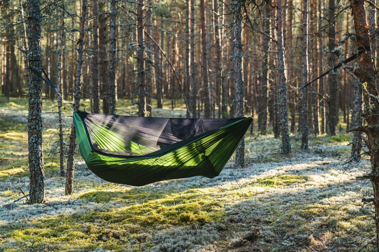 Lesovik DRAKA Hängematte mit Moskitonetz | 330 x 145cm Hängematten mieten I Eddy's Adventure