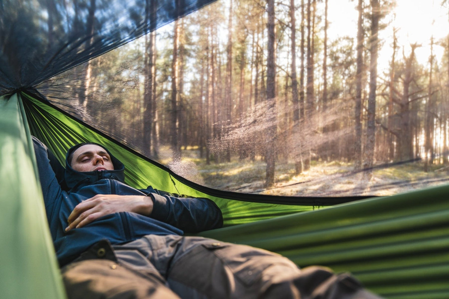 Lesovik DRAKA Hängematte mit Moskitonetz | 330 x 145cm Hängematten mieten I Eddy's Adventure