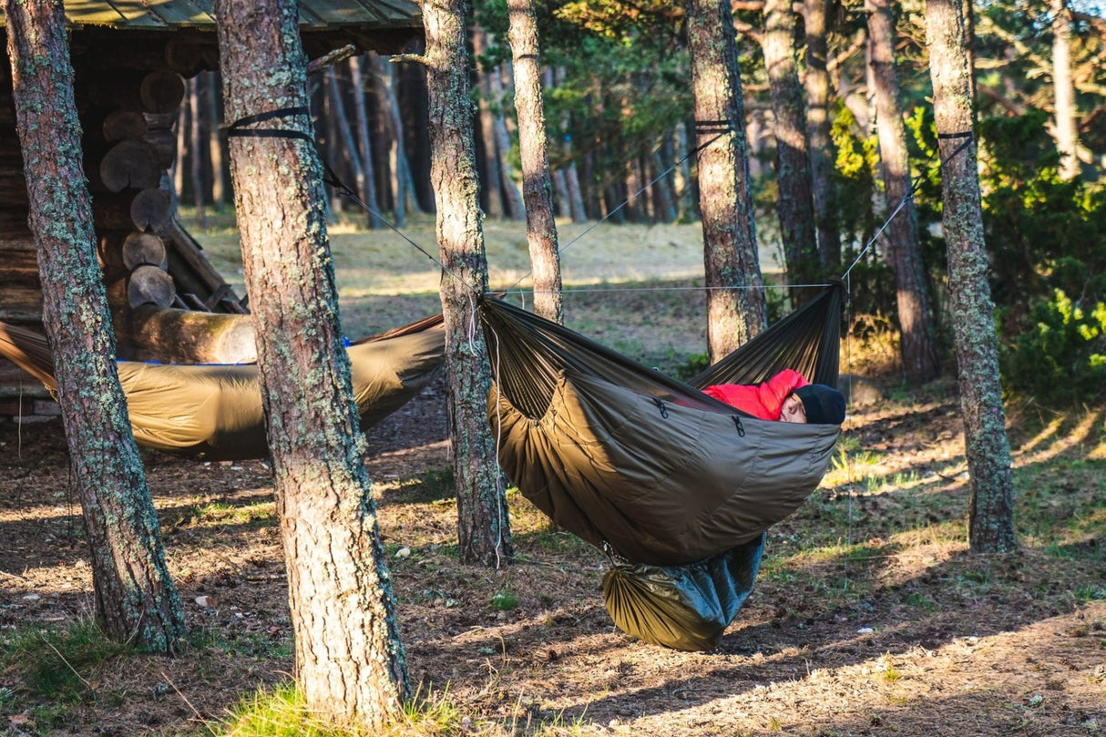Lesovik HUBA Mini - Hängematte für deine Ausrüstung/ Gear Shelf Hängematten mieten I Eddy's Adventure