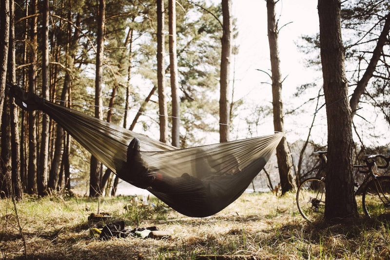 Lesovik SUL - ultraleichte Hängematte mit nur 175g | 300 x 145cm Hängematten mieten I Eddy's Adventure
