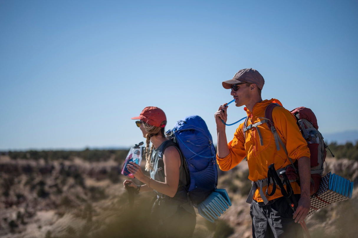 Platypus DromLite Wasserbeutel + Trinkschlauch - sehr kleines und leichtes Trinksystem JETZT MIETEN bei Eddy's Adventure