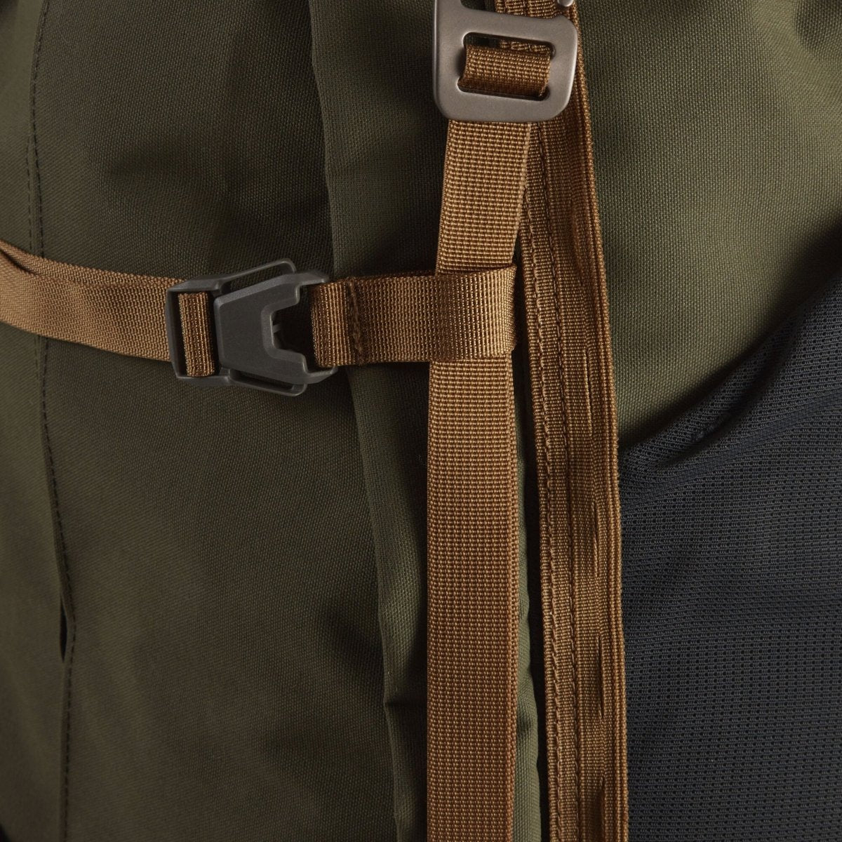 Schwerlast Trekking - Rucksack 50 - 75 Liter | Lundhags Saruk Pro 75L Schwerlast - Rucksack | Eddy's Adventure