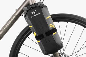 Apidura Expedition Cargo Cage Pack Gabeltasche inkl. Halterung Gabeltaschen mieten I Eddy's Adventure