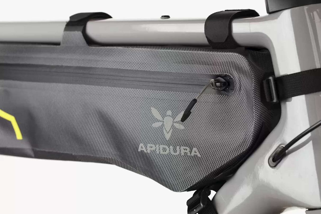 Apidura Expedition Compact Frame Pack Bikepacking Taschen mieten I Eddy's Adventure