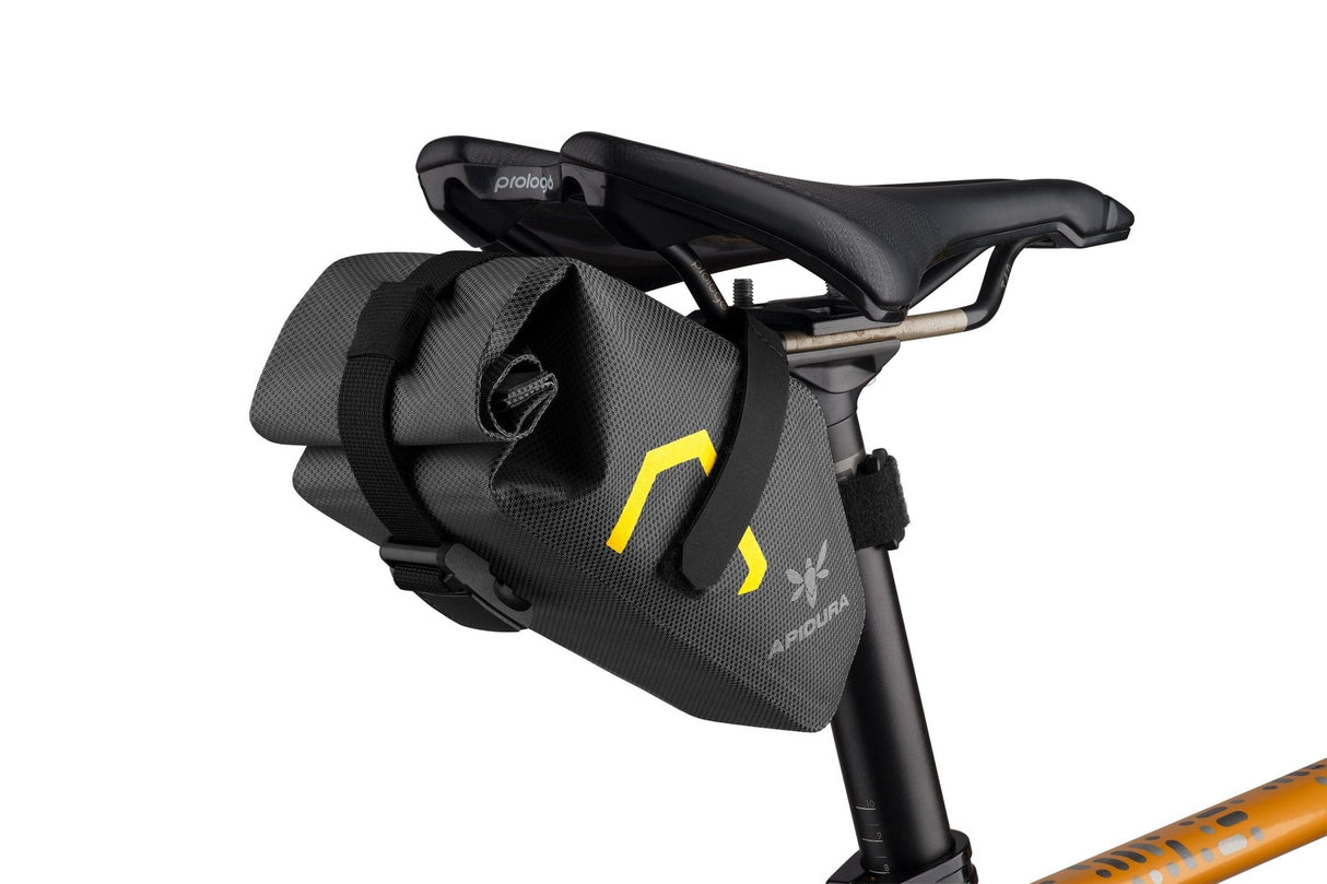 Apidura Expedition Tool Pack 1 Liter Satteltaschen mieten I Eddy's Adventure