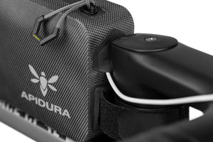 Apidura Expedition Top Tube Pack Bikepacking Taschen mieten I Eddy's Adventure