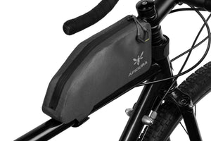 Apidura Expedition Top Tube Pack Bikepacking Taschen mieten I Eddy's Adventure