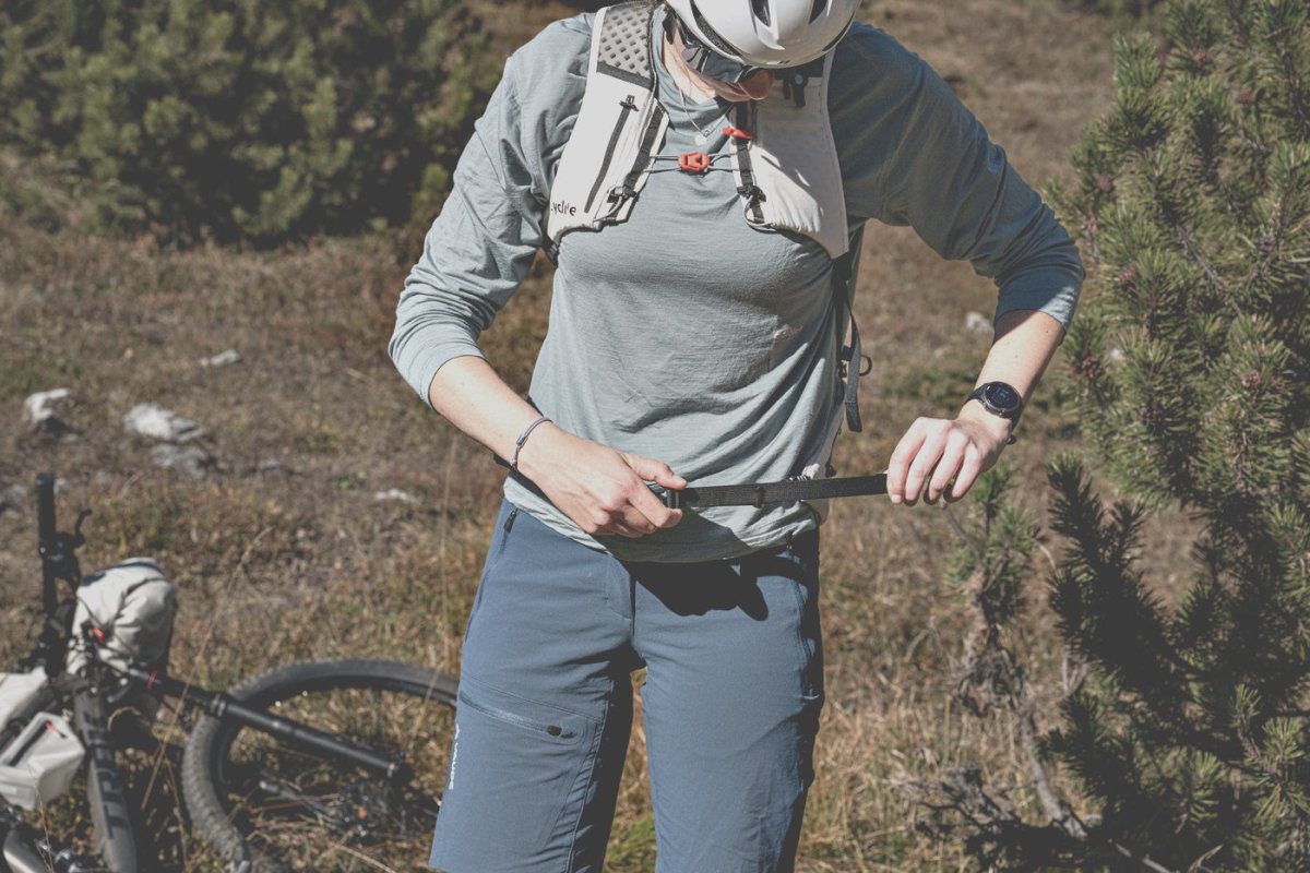 CYCLITE Touring Backpack / 02 - Fahrradrucksack für längere Touren - Volumen 23L