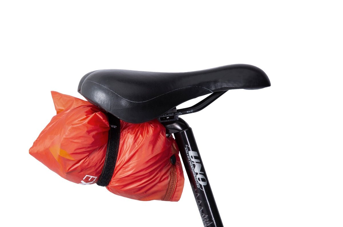 Exped Bike + Hike Poncho UL - ultraleichter Poncho fürs Fahrrad oder die Wanderung Ponchos mieten I Eddy's Adventure