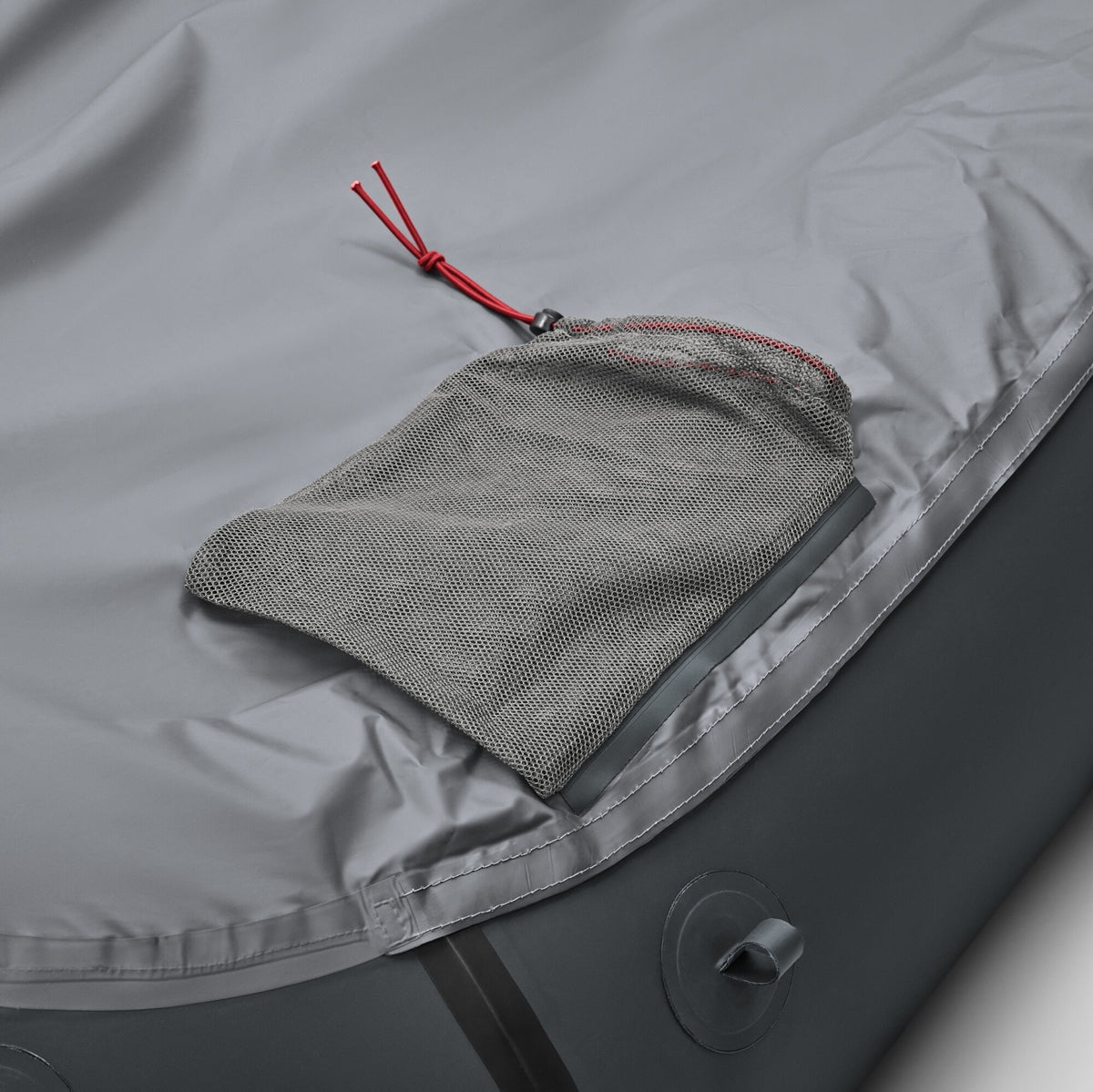 Helsport Stream Pro Packraft/ Rucksackboot inkl. Paddel (re - use) JETZT MIETEN bei Eddy's Adventure