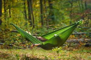 Lesovik DUCH Hängematte | robust und gross 300 x 150cm Hängematten mieten I Eddy's Adventure