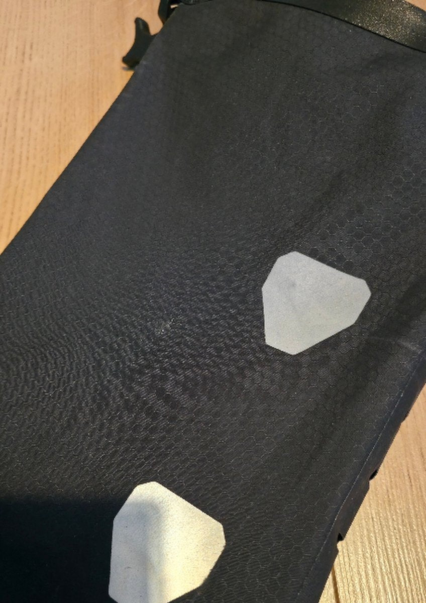 Ortlieb Seat - Pack - 16.5 Liter - Satteltasche für Bikepacking (re - use) Satteltaschen mieten I Eddy's Adventure