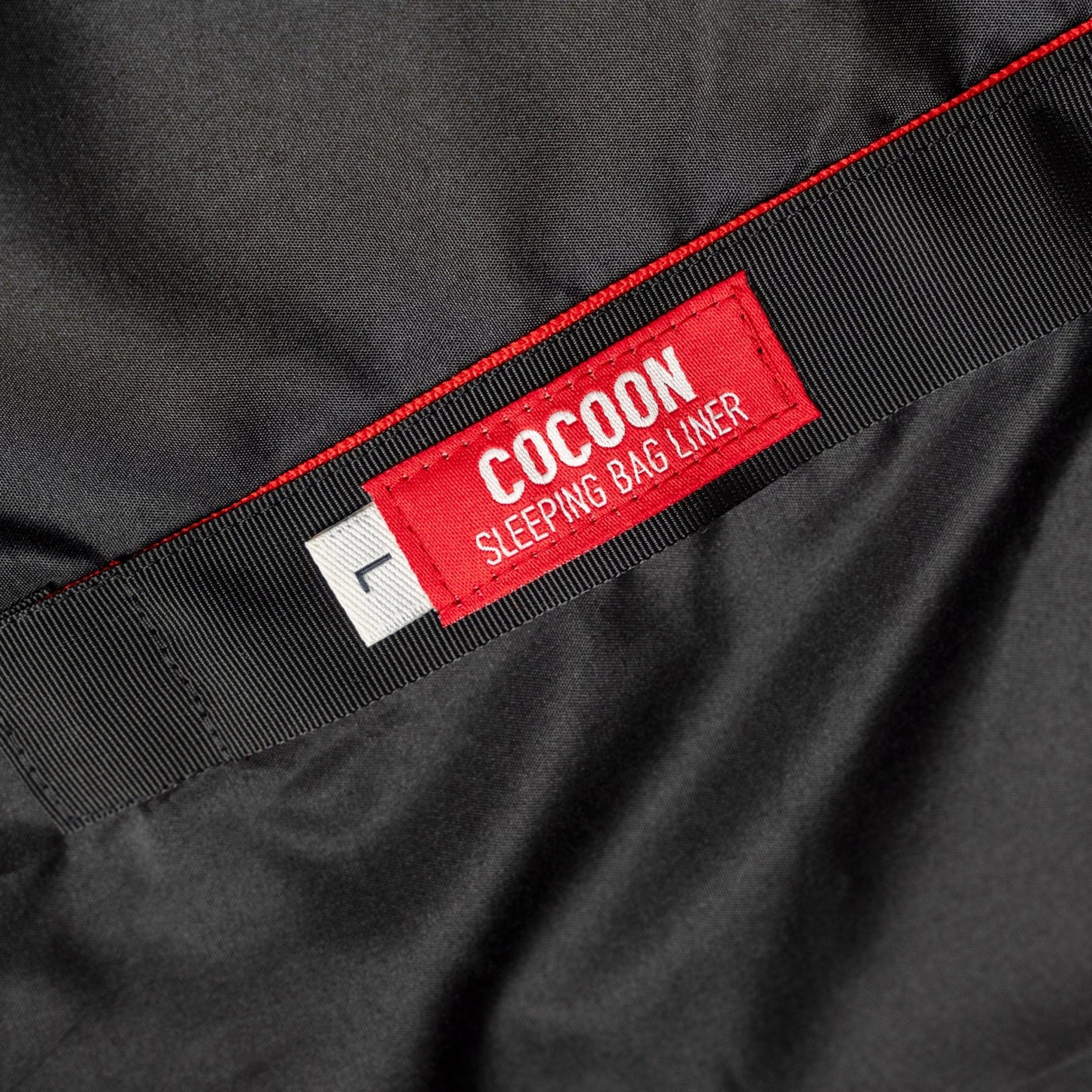 Pajak Cocoon Schlafsack Inlett | Sleepingbag Liner | Hüttenschlafsack JETZT MIETEN bei Eddy's Adventure