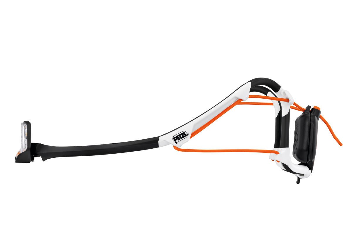 Petzl IKO CORE Stirnlampe - ergonomisch und wiederaufladbar Stirnlampe mieten I Eddy's Adventure
