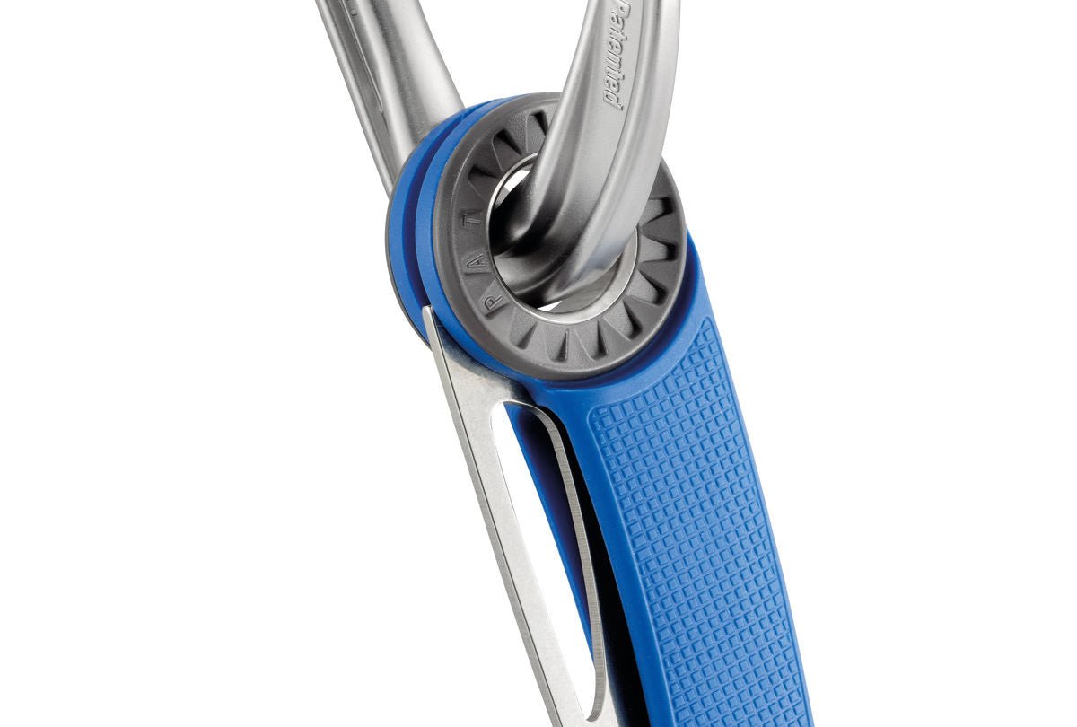 Petzl Spatha Klappmesser für Bergsport Messer mieten I Eddy's Adventure